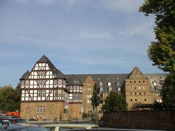 Burg Gießen, Altes Schloss 3