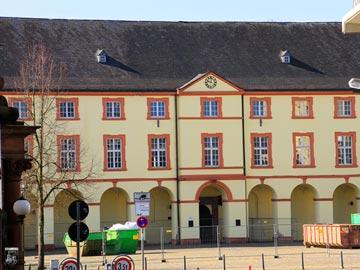 Burg Unteres Schloss Siegen, Nassauischer Hof 4