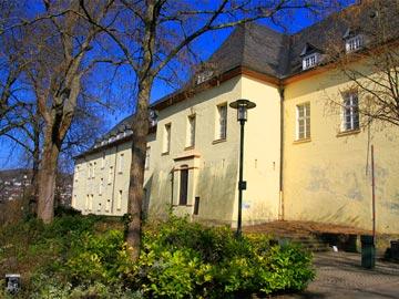 Burg Unteres Schloss Siegen, Nassauischer Hof 8