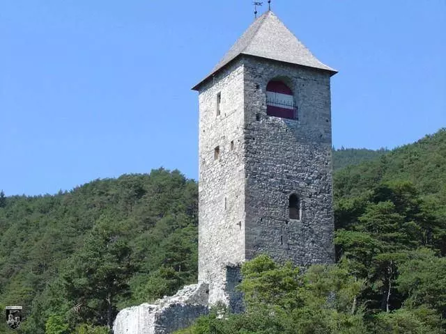 Burg Fragenstein