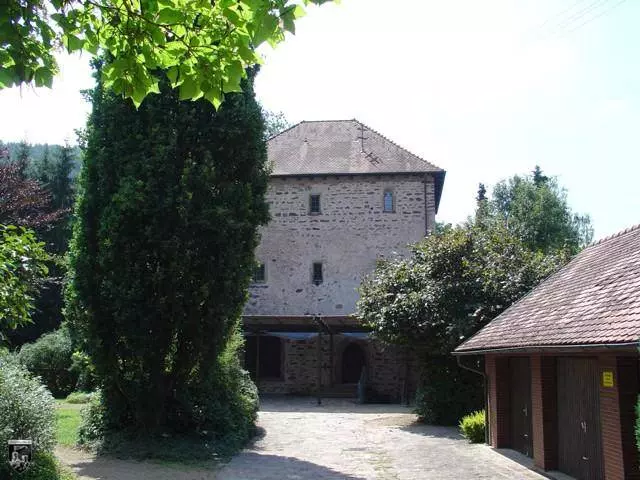 Götzenturm, Burg Hettigenbeuern