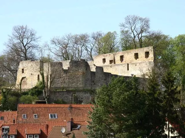 Burg Salzderhelden, Heldenburg