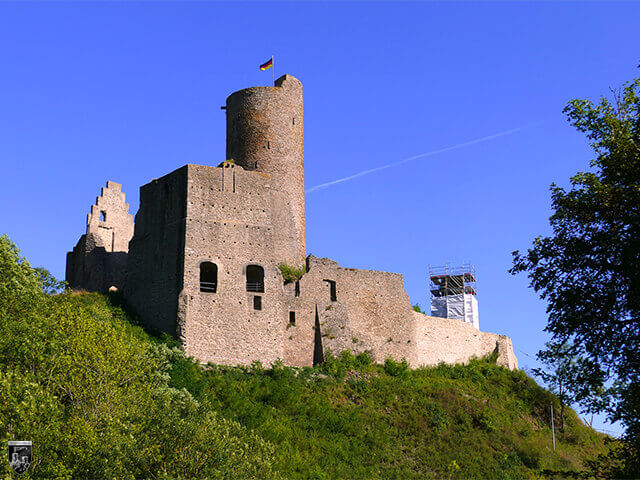 Große Burg Monreal, Burg Löwenburg